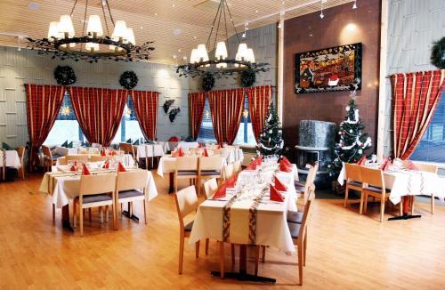 Best Western Arctic Circle Hotel Suomutunturi Restoran fotoğraf